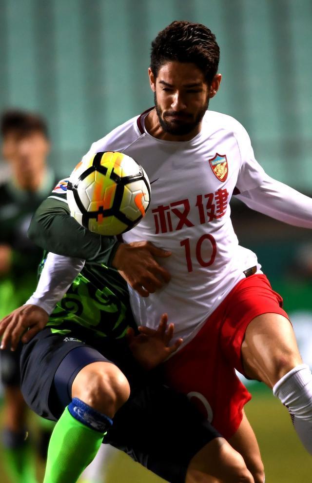 关于全明星赛冲刺阶段再迎强敌，埃因霍温门线救险，主帅态度——更衣室稳定，心理建设被强调的信息